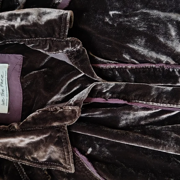 Elegant Chocolate Brown Velvet Women's Top - Picture 5 of 10